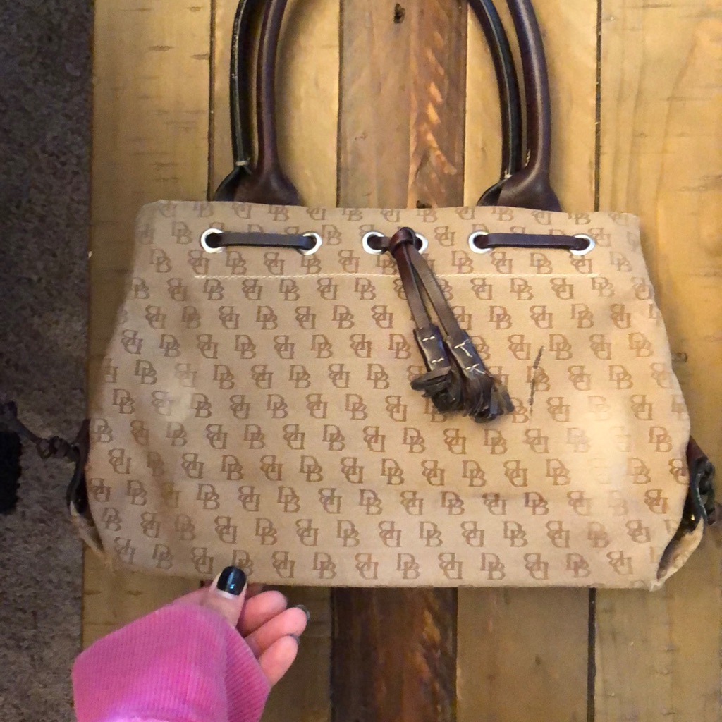 Previously Owned Dooney  Bourke Bag